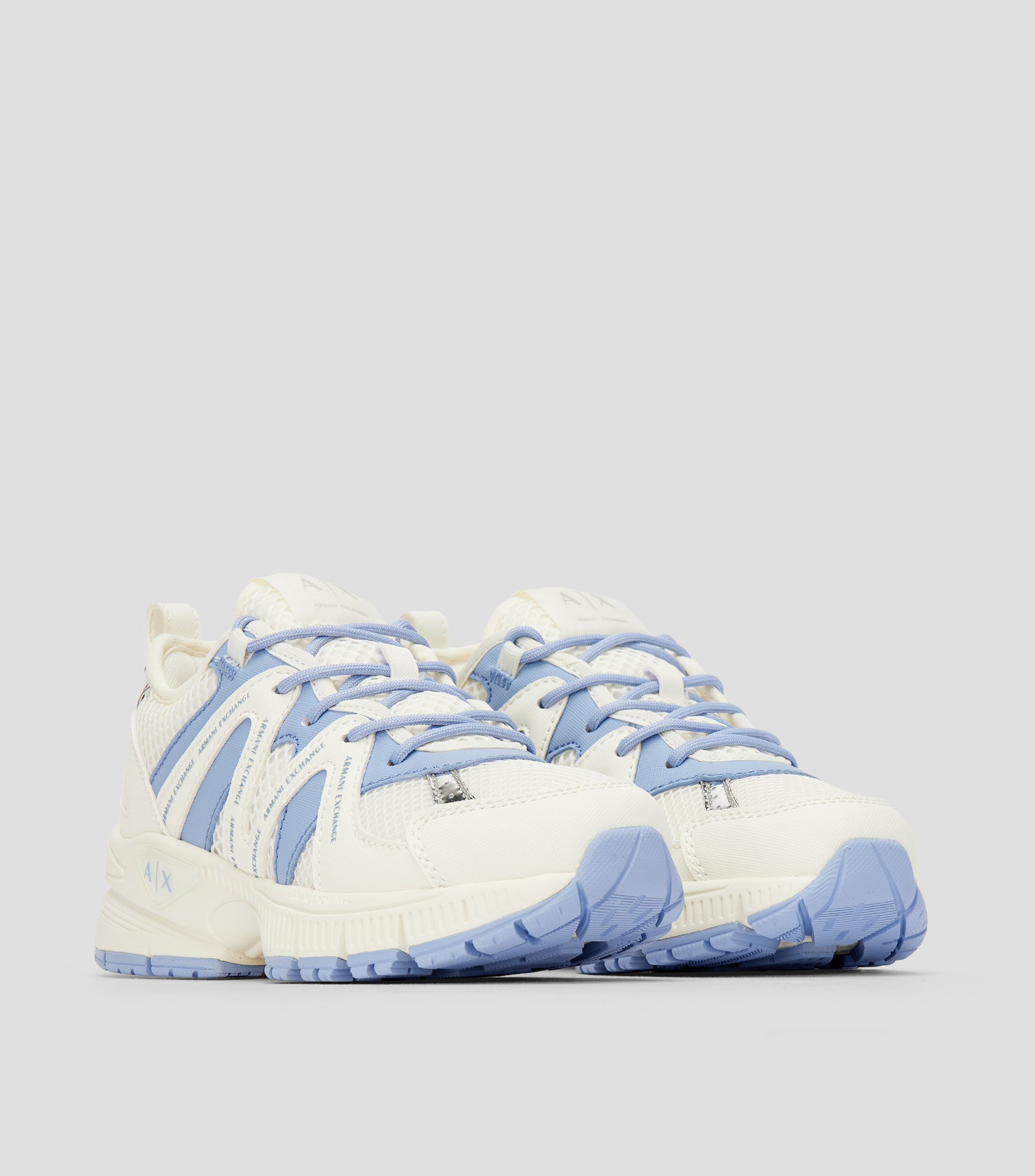 Tenis Casuales con logo Mujer